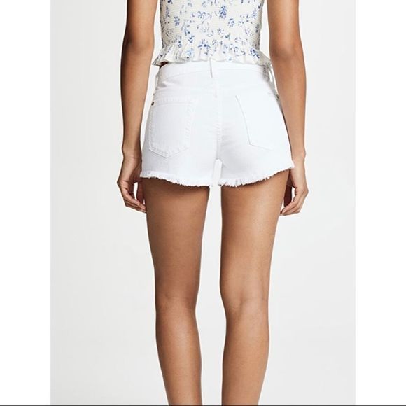 7 for all mankind shorts white cutoff weekend short size 4 frayed ends - Picture 4 of 8